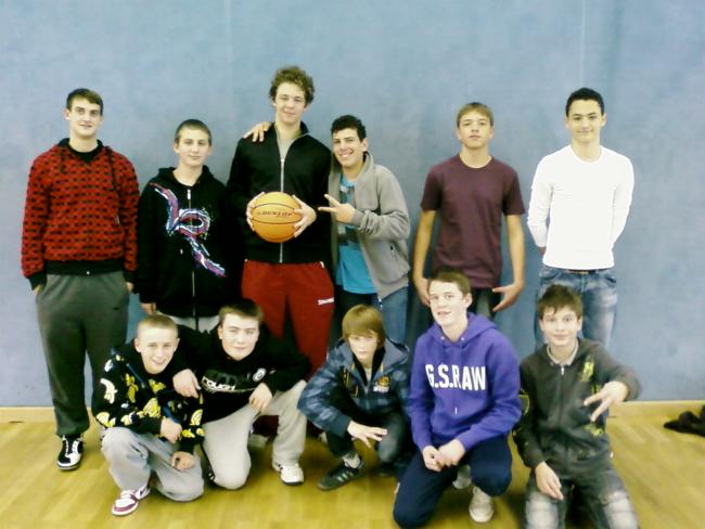 Basketball 2010