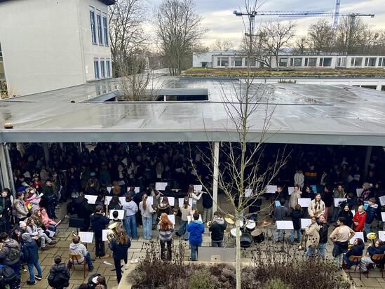 Weihnachtssingen am GMB 2025