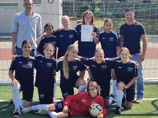 Mädchen U16 werden Stadtmeisterinnen im Fußball