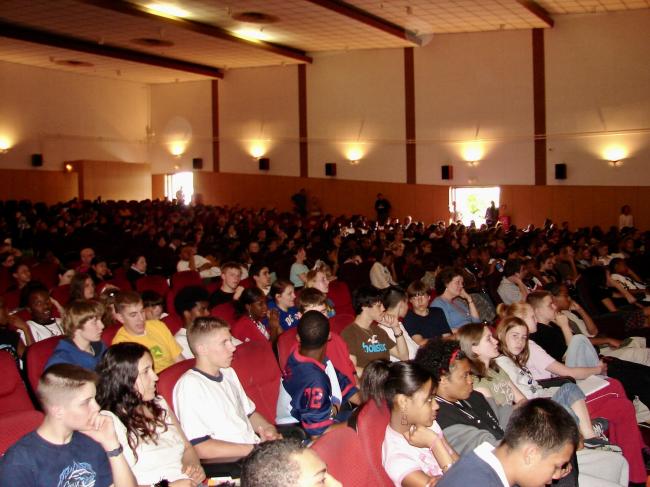 Teilnahme an 'High School multicultural day activities' (16.5.2006)