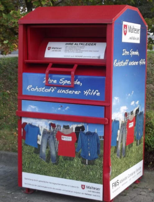 Kleiderspende Bild von einer Kleiderspende