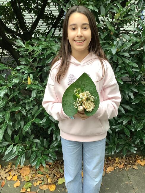 Garten-AG bindet Blumensträuße