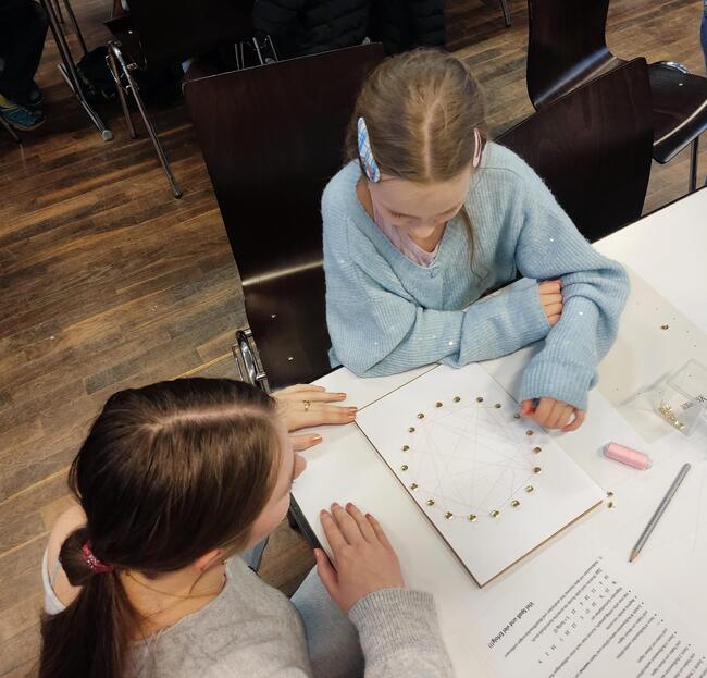 Mathematisches Weihnachtsbasteln