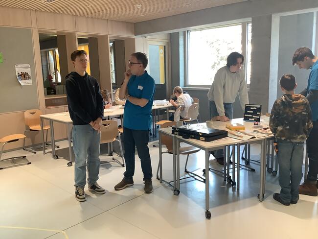 Schulvortrag mit der EinDollarBrille