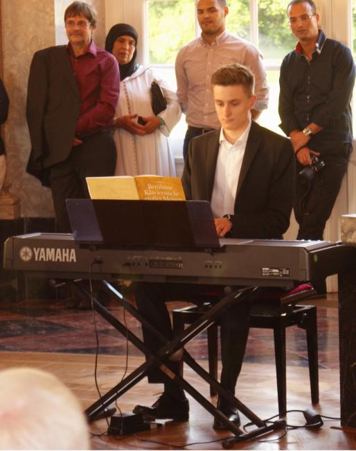 Abiturfeier 2015: Daniel Bludau am Piano