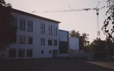 Neubau großer Schulhof